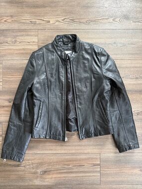 Wilson’s leather Classic Black Leather Jacket for Women